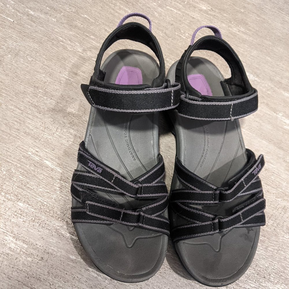Women's teva tirra sandals size 9.5